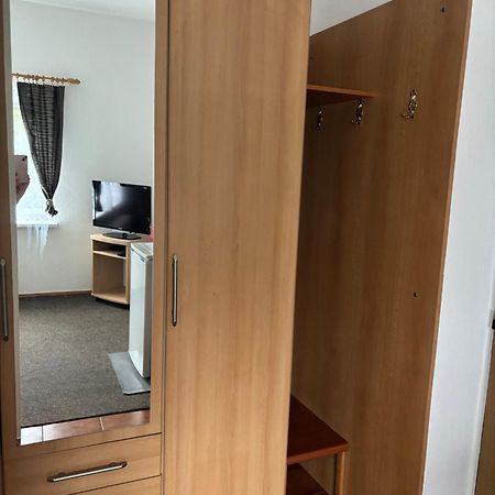 Penzion U Dusku Karlovy Vary Esterno foto