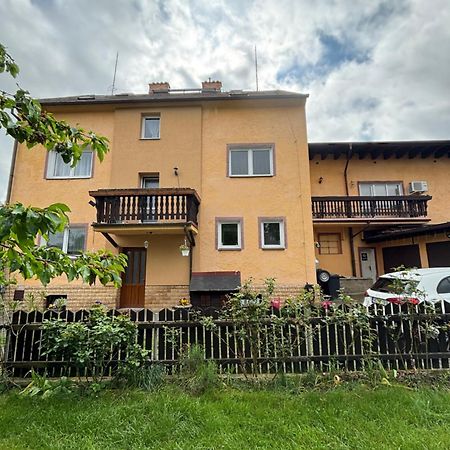 Penzion U Dusku Karlovy Vary Esterno foto