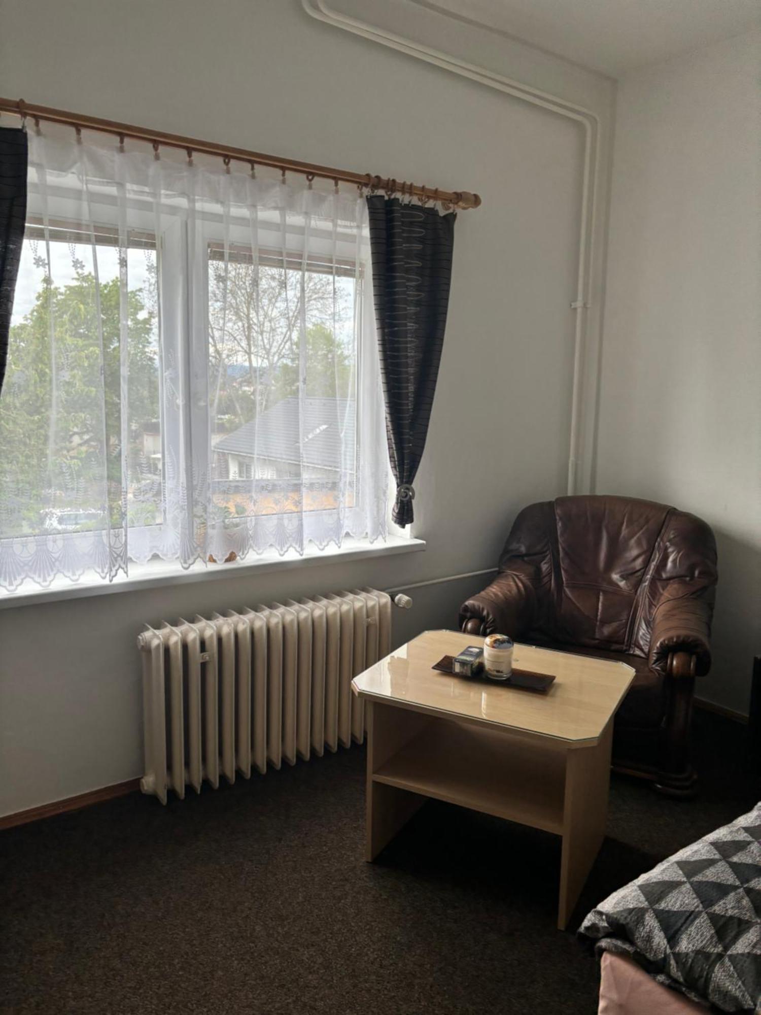 Penzion U Dusku Karlovy Vary Esterno foto